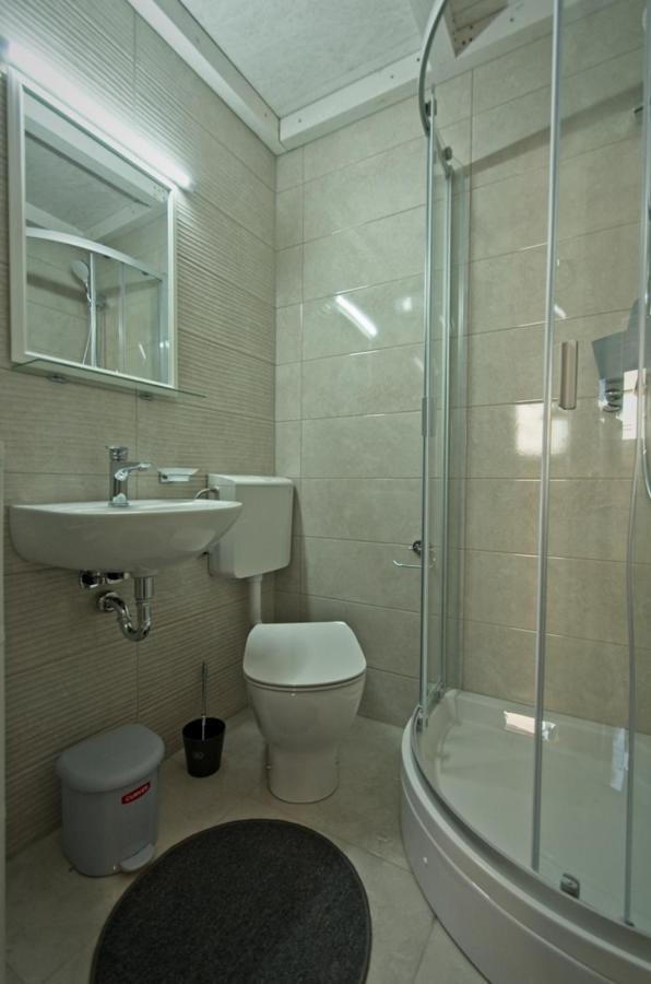 Apartments Drevi Любляна Екстер'єр фото